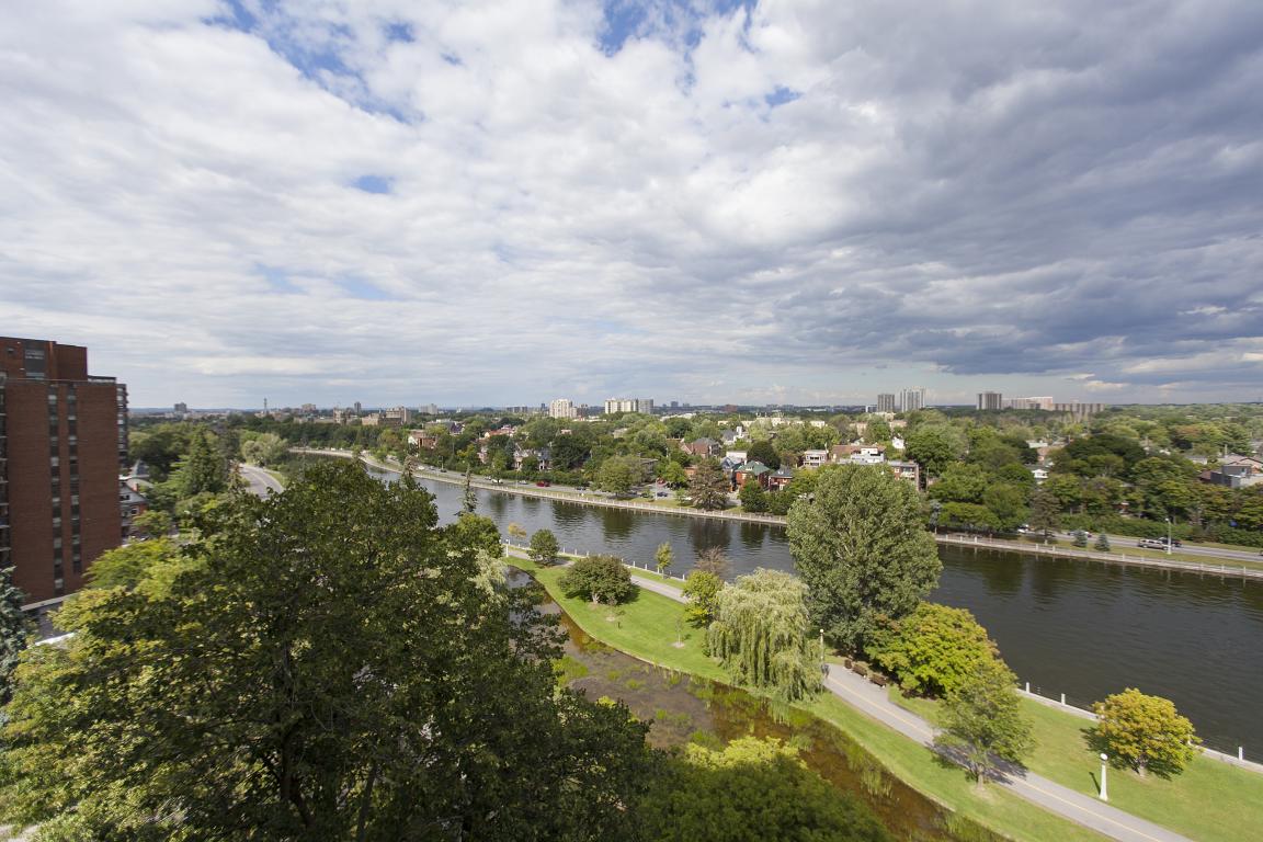 Roxborough Apartments Homestead