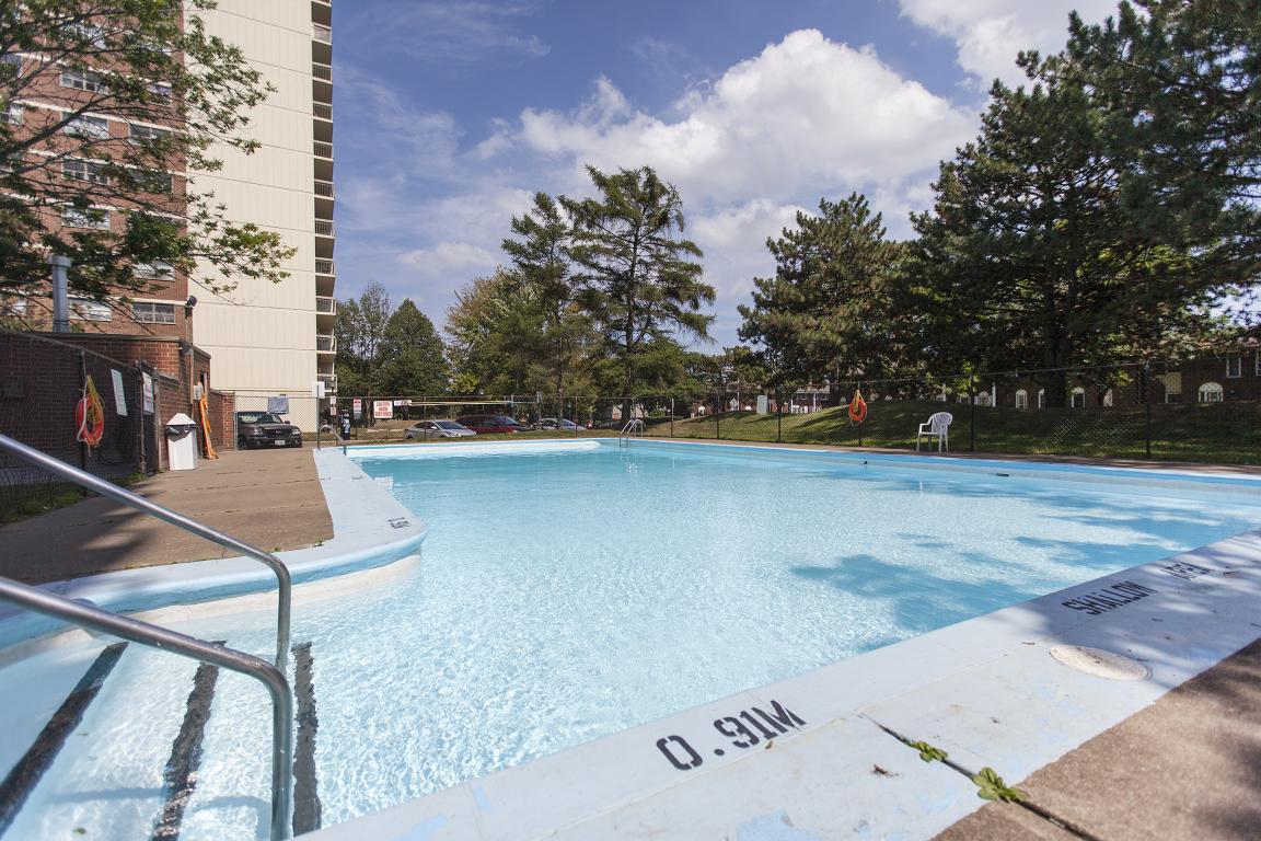 Surrey Lane Apartments Homestead