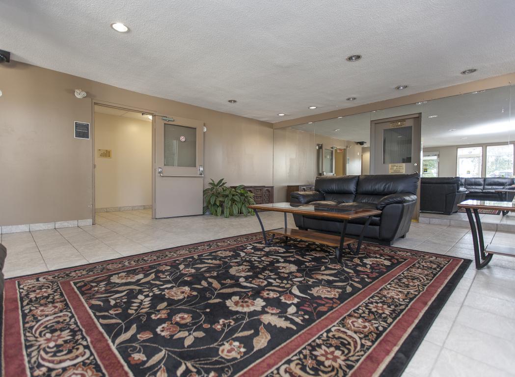 Sandpiper Apartments Homestead