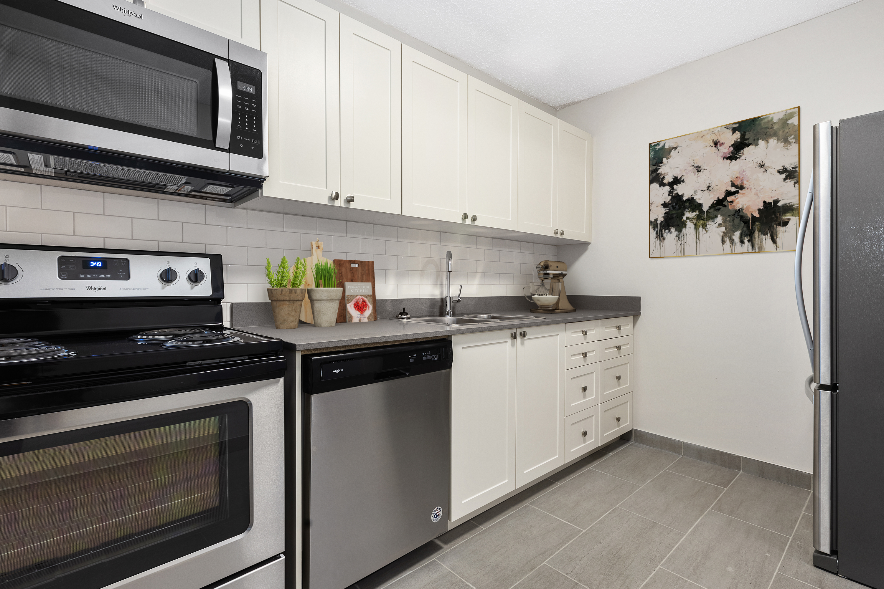2881 Richmond Road, Ottawa, ON K2B 8J5 — photo 2
