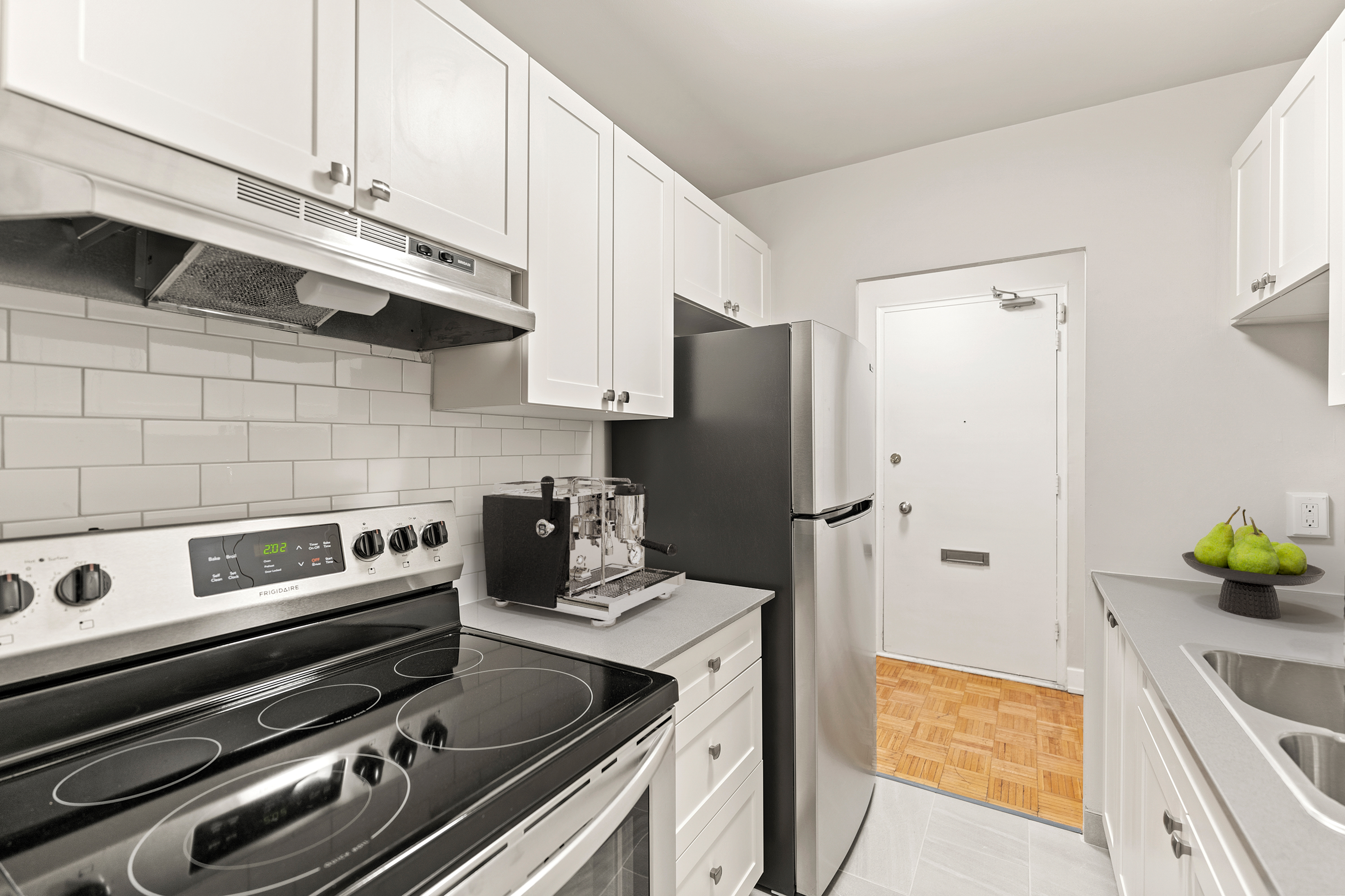 100 Ridout Street South, London, ON N6C 3X5 — photo 2