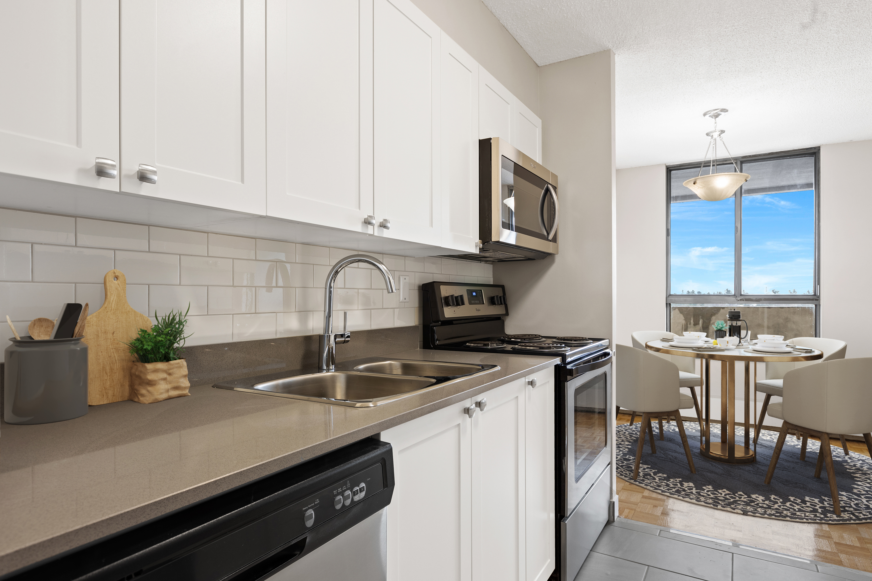 33 Banner Road, Ottawa, ON K2H 8V7 — photo 1