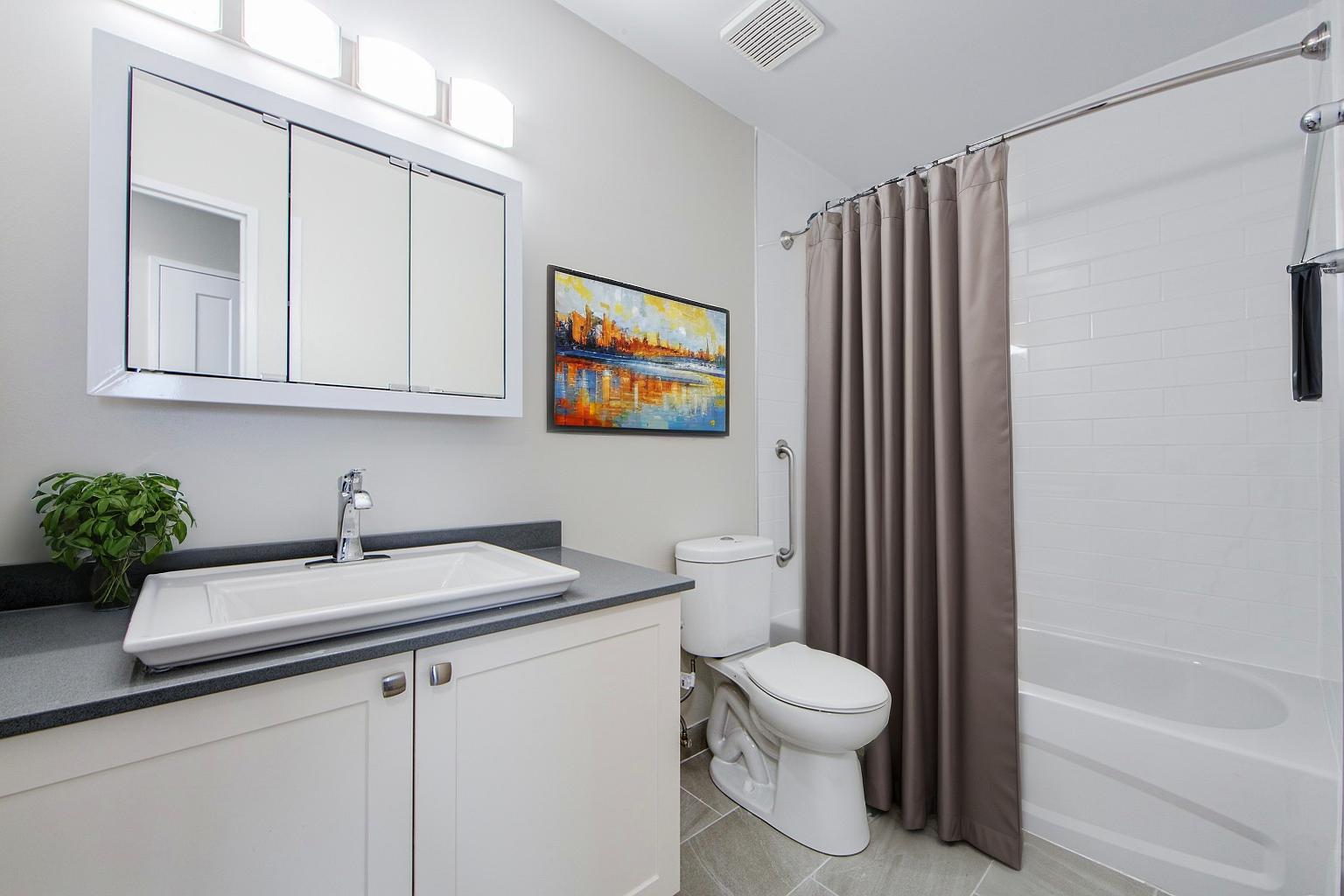 225 Van Horne Avenue, Toronto, ON M2J 2T9 — photo 1