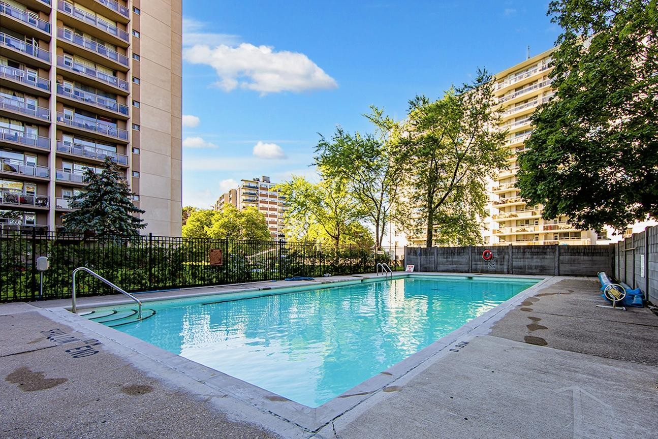 225 Van Horne Avenue, Toronto, ON M2J 2T9 — photo 3