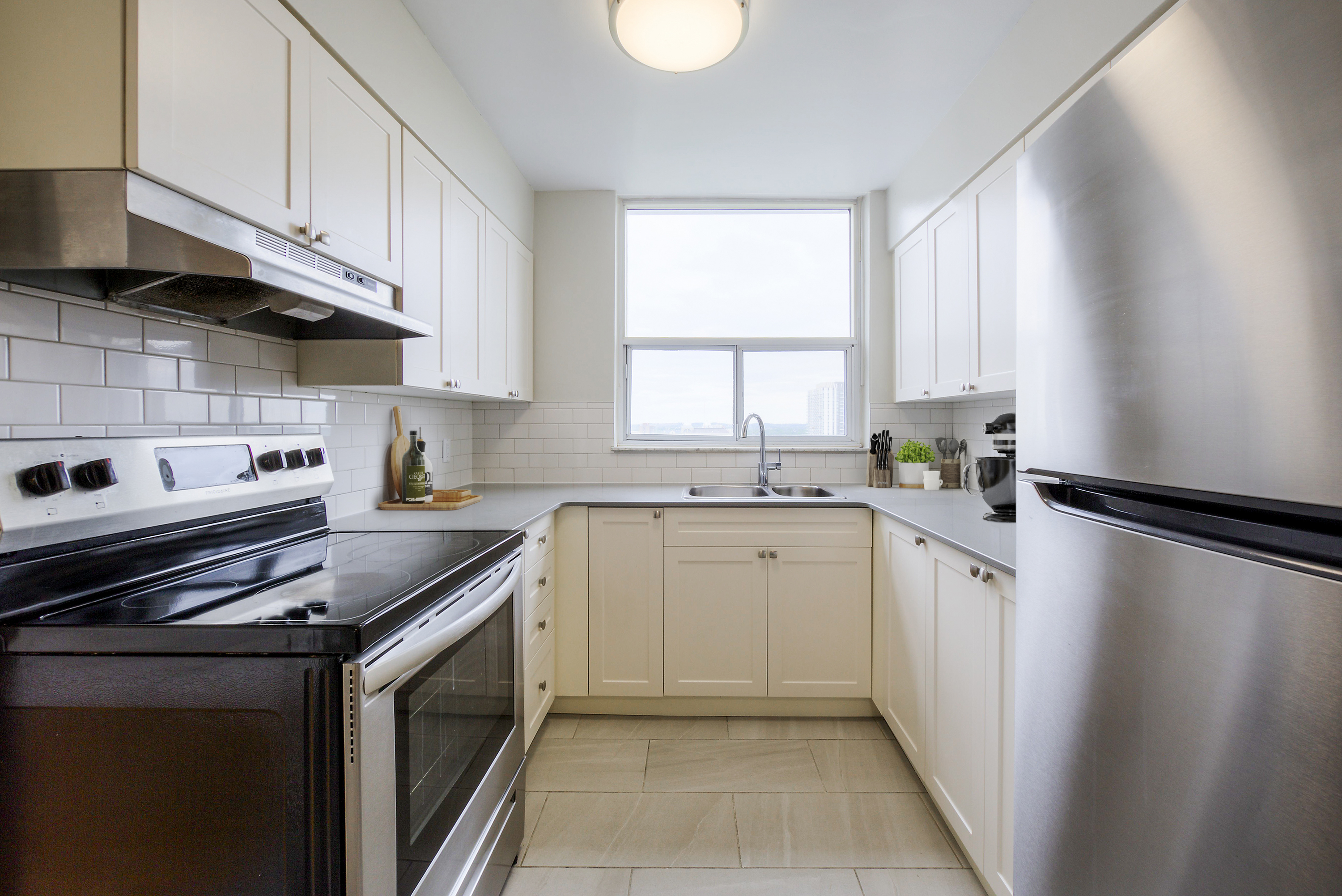 100 Queen Street North, Kitchener, ON N2H 2H6 — photo 1