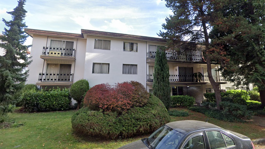 Laurel Manor