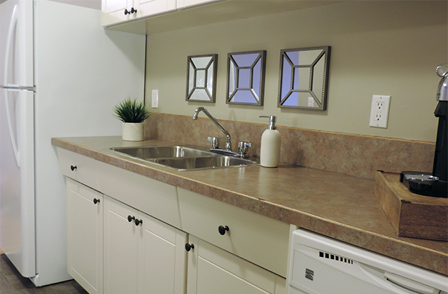 Edgewater Terrace Apartments