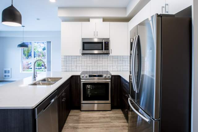 Legacy Square Apartments