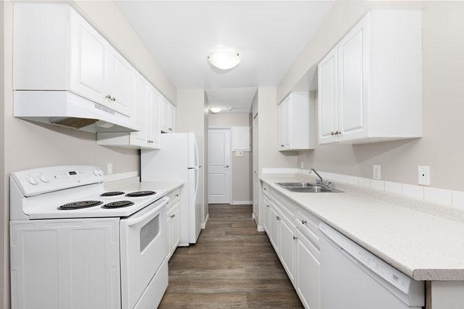 College Manor Apartments