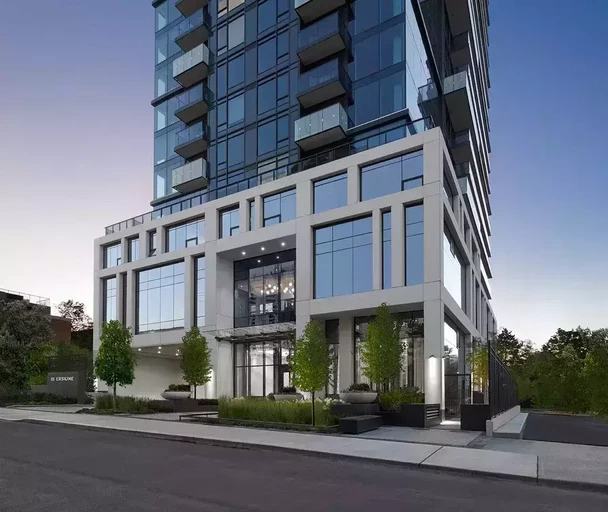 Grand 2-storey glass front entrance podium of 18 Erskine Ave luxury apartments in Midtown Toronto