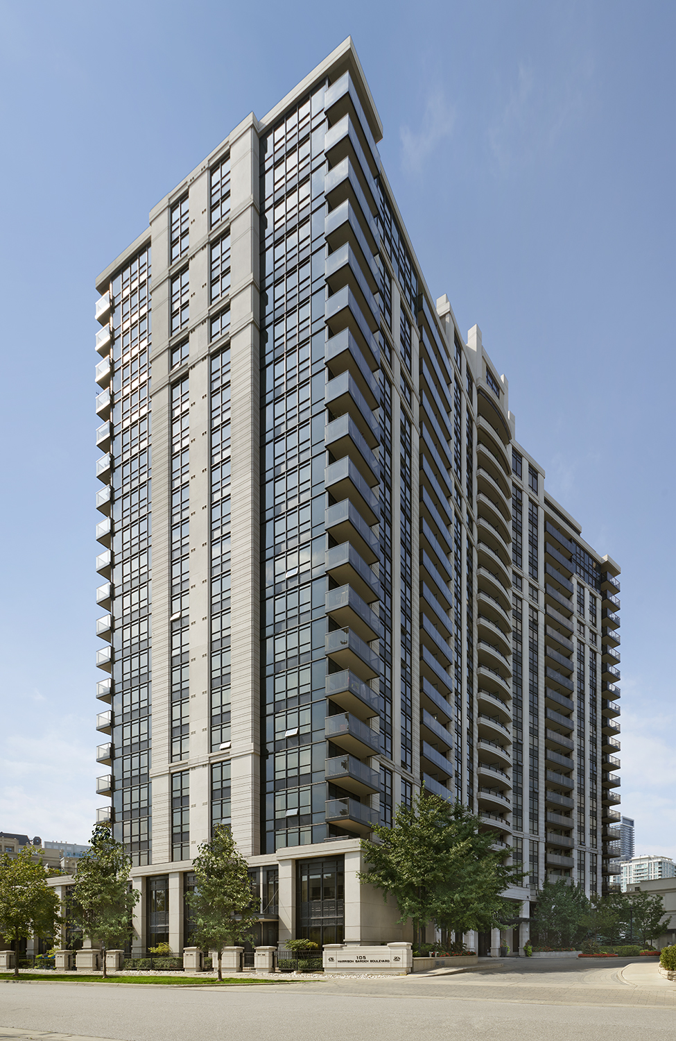 105 Harrison Garden Blvd, Toronto, ON M2N 0C3 — photo 2