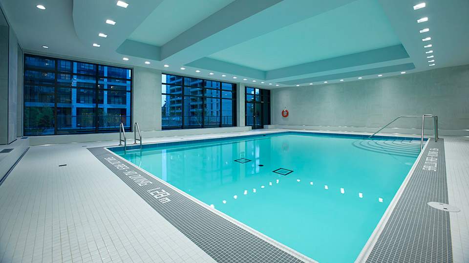 ONE MONTH RENT FREE + $1,000 BONUS*