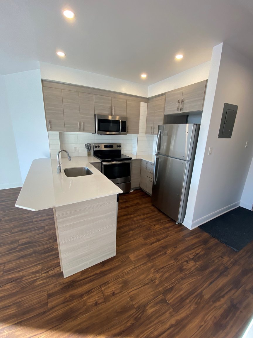 5475 Westminster — photo 1