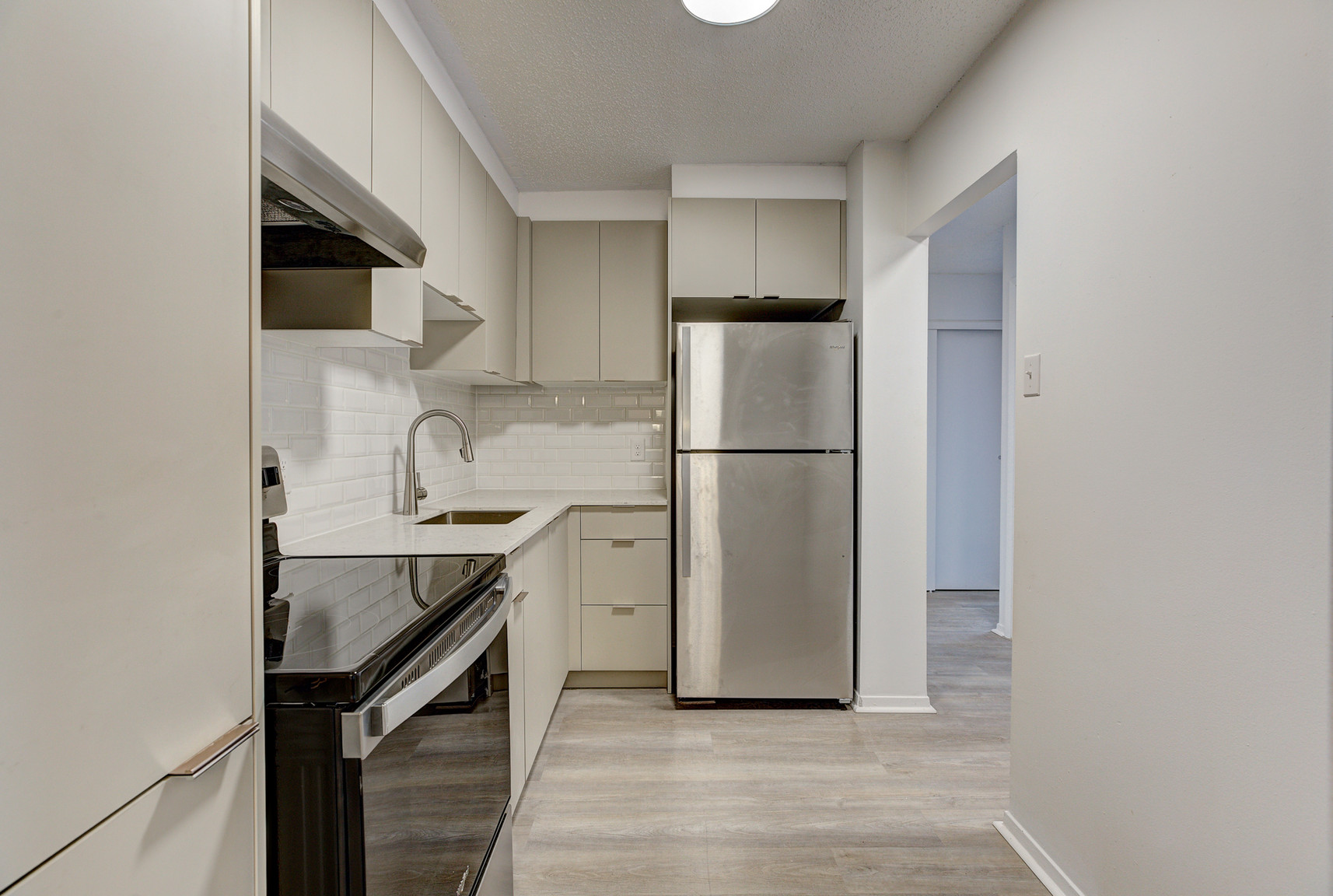 6555 Chemin Kildare — photo 1