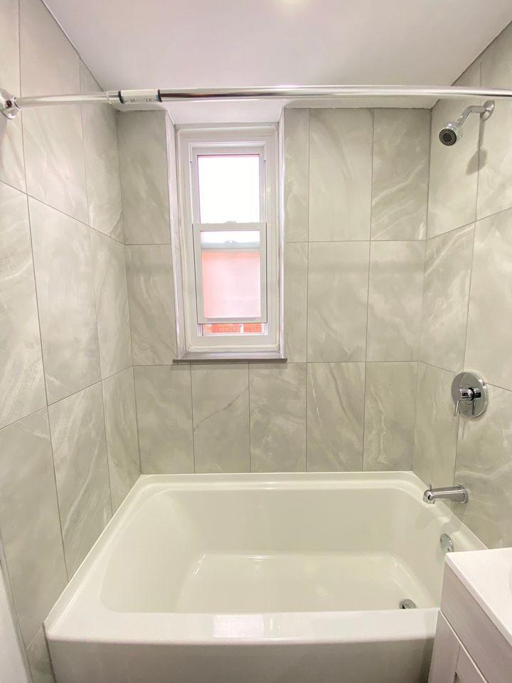 5825 CHEMIN COTE ST LUC — photo 3