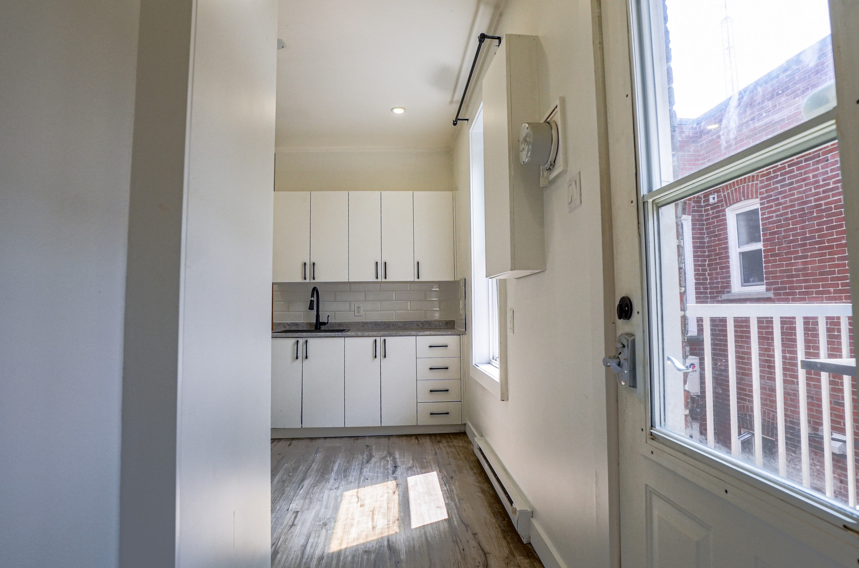 2477 Rue Rachel Est — photo 3