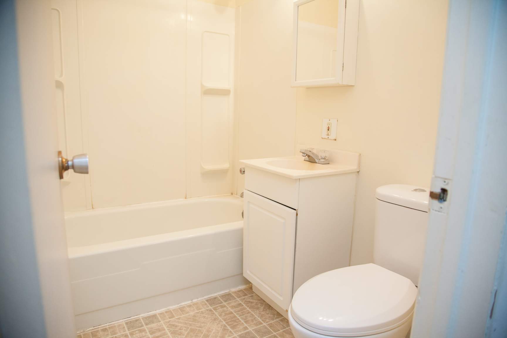 600 Arcola Street, Esterhazy, Saskatchewan S0A 0X0 Apartment For Rent