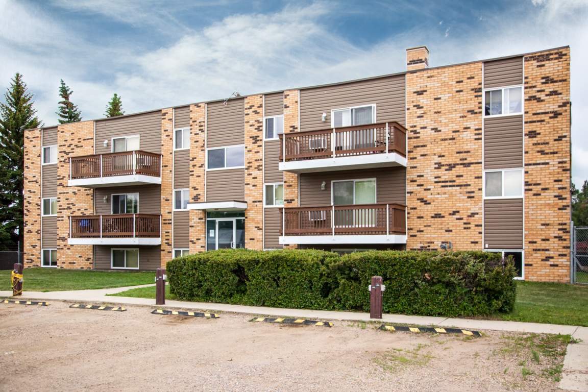 Winder Estates Apartments North Battleford Macro Properties Macro