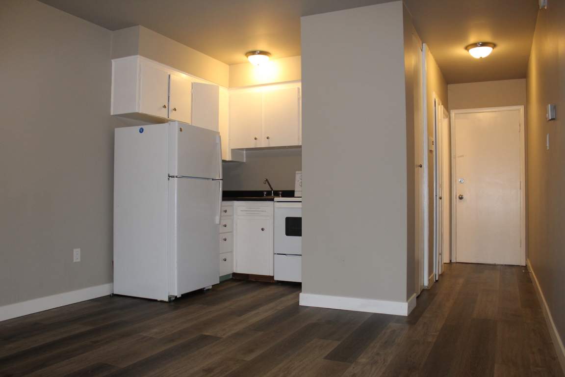 Smith Apartments in Downtown Regina 2121 Smith Street Mainstreet