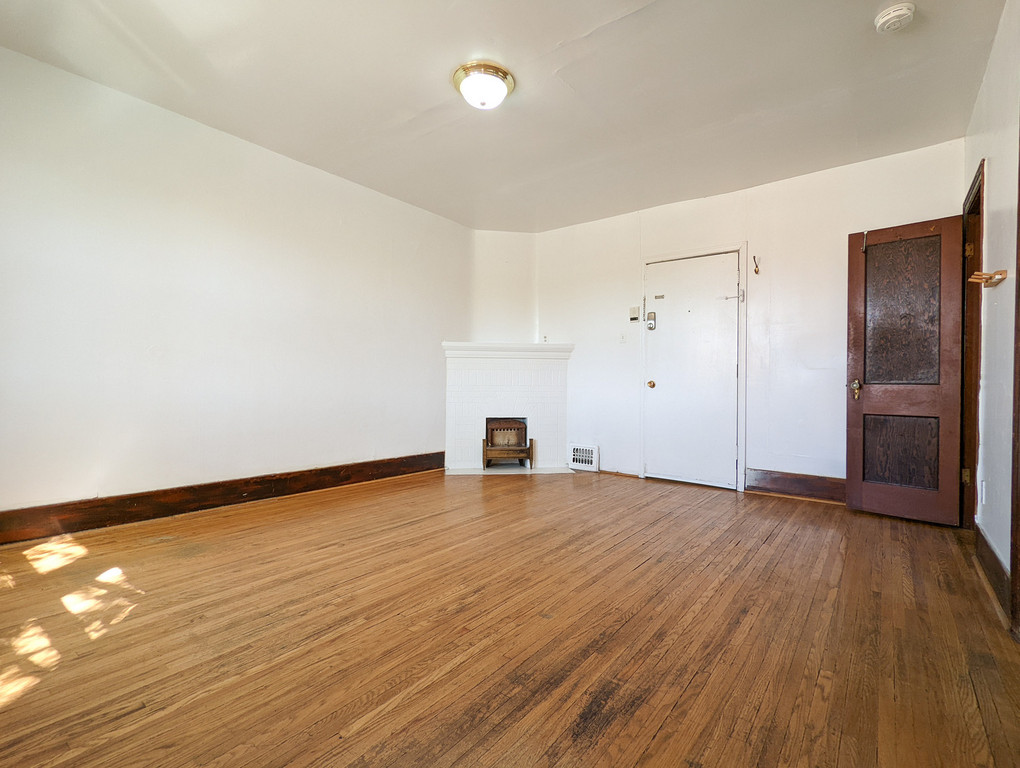 Arcade Heritage Apartments 9711 104 Street Mainstreet