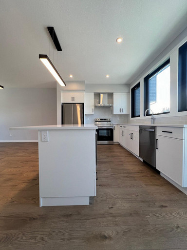 #49 1304 Rutherford Rd SW