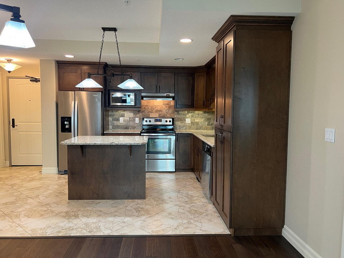 #406 10142 111 St NW Featured Properties