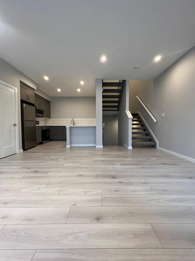 #62 1304 Rutherford Rd SW Featured Properties
