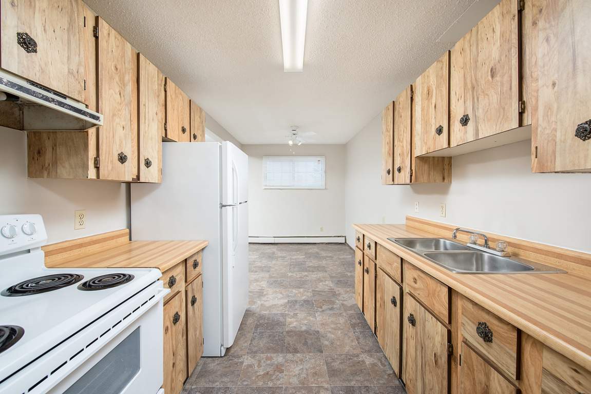 Pioneer Apartments Mayfield Management Group Ltd