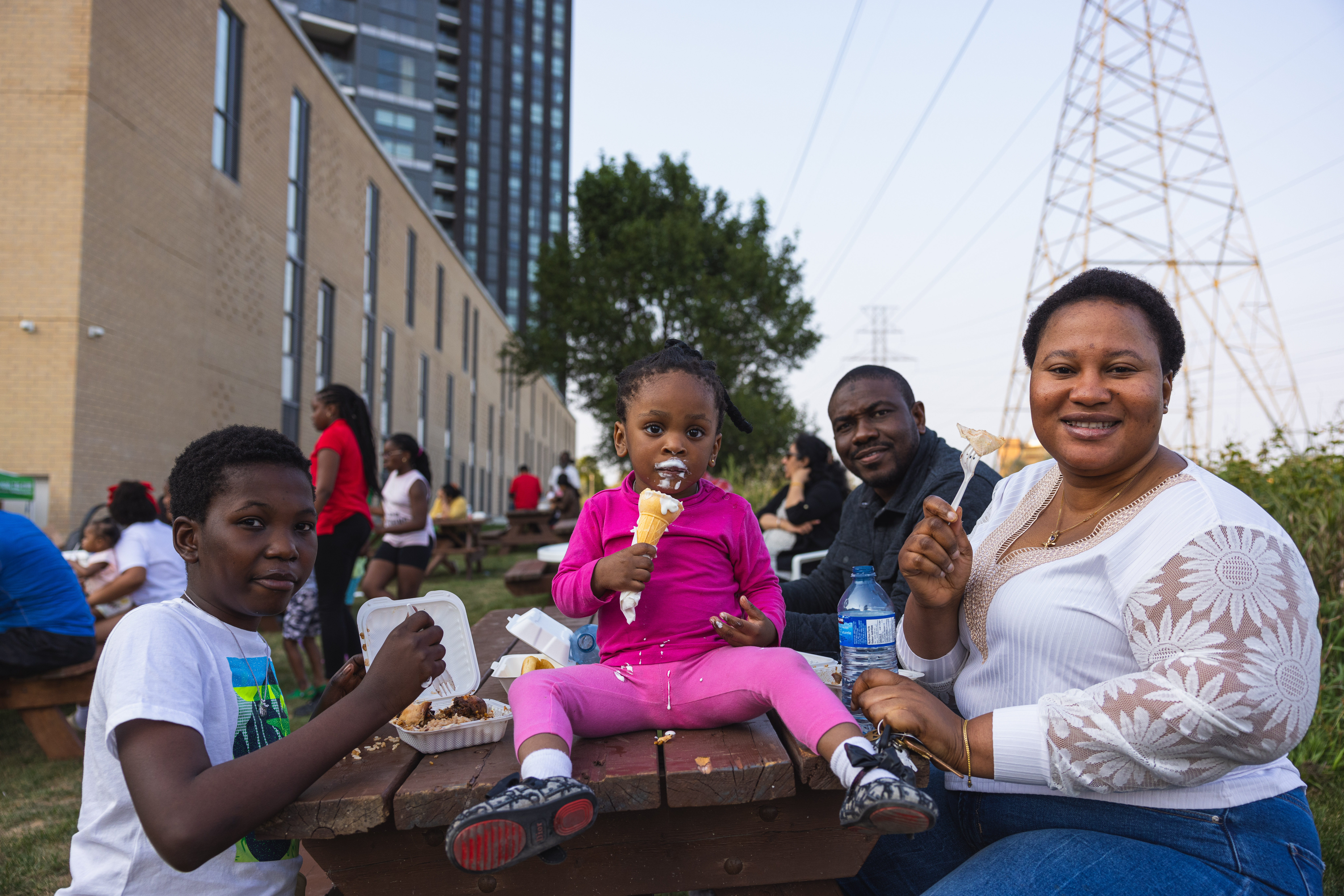 Kids enjoying ice cream 