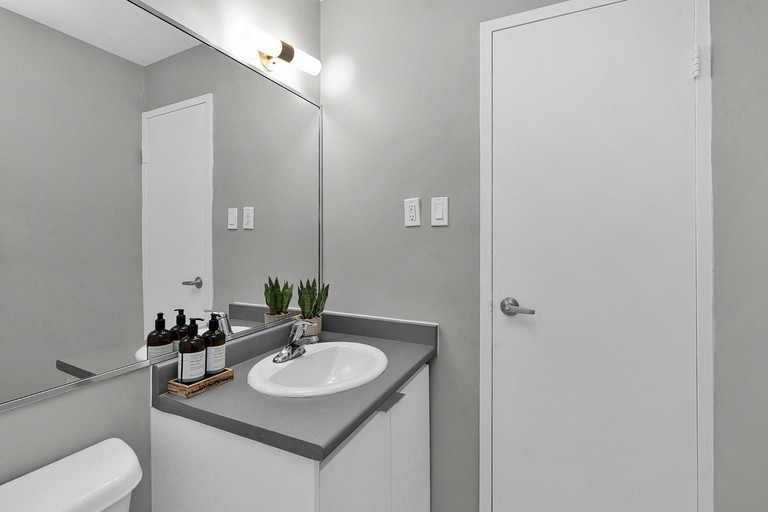 Property Featured Image