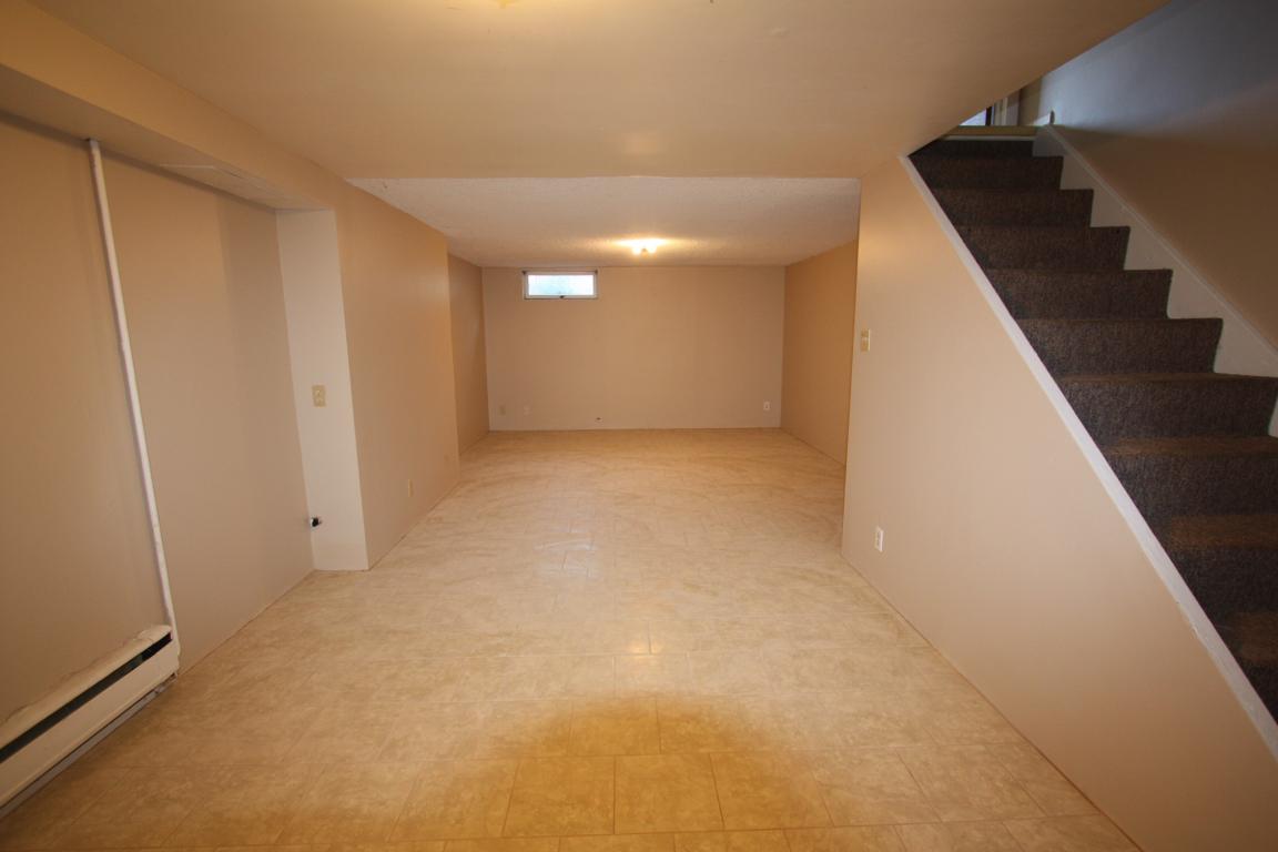 Townhouses for Rent (2 Bedroom) 700 Indian Rd N, Sarnia, ON