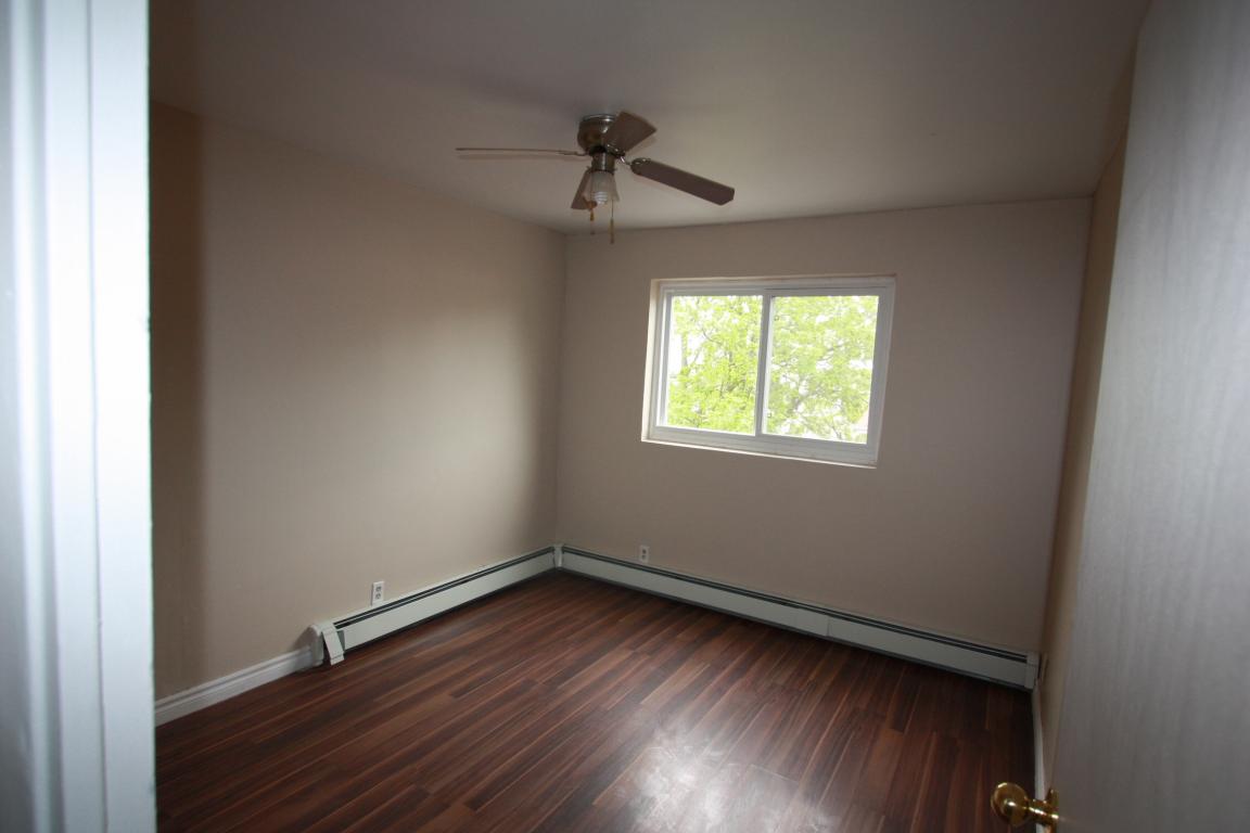 Apartments For Rent (1 Bedroom) Sarnia, ON Mutual Property