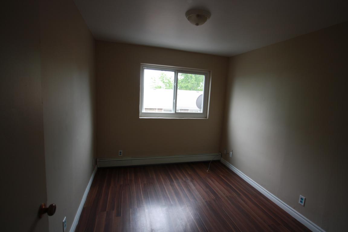 Apartments For Rent (1 Bedroom) Sarnia, ON Mutual Property
