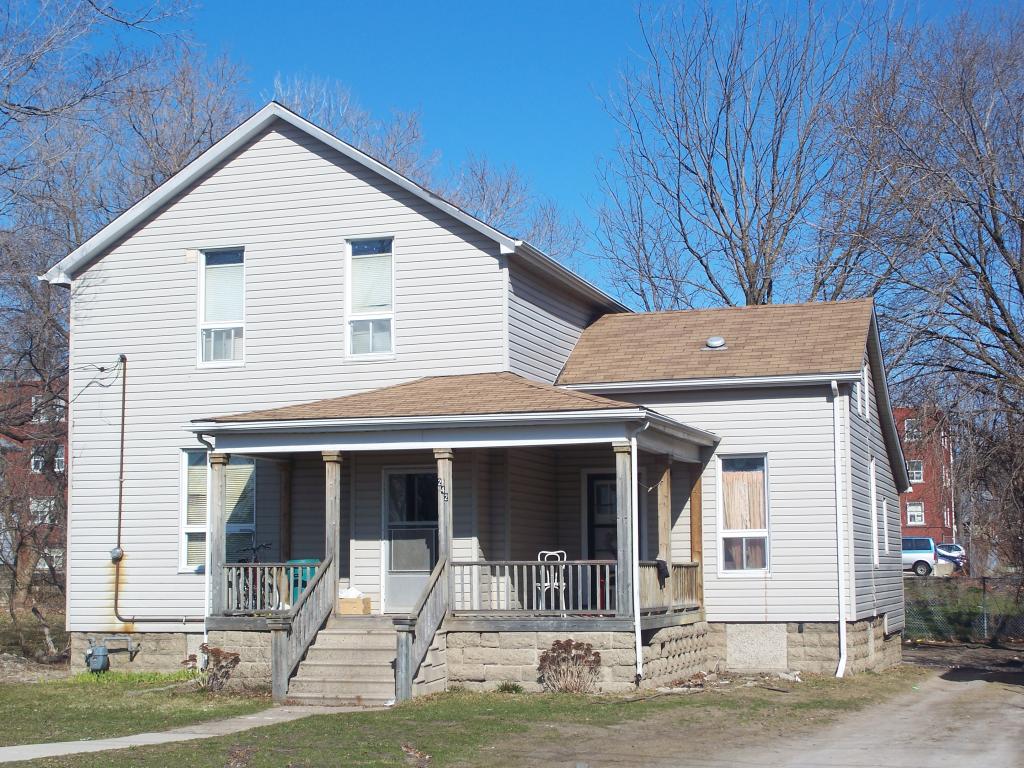 Apartments For Rent 242 Christina St S, Sarnia, ON Mutual Property