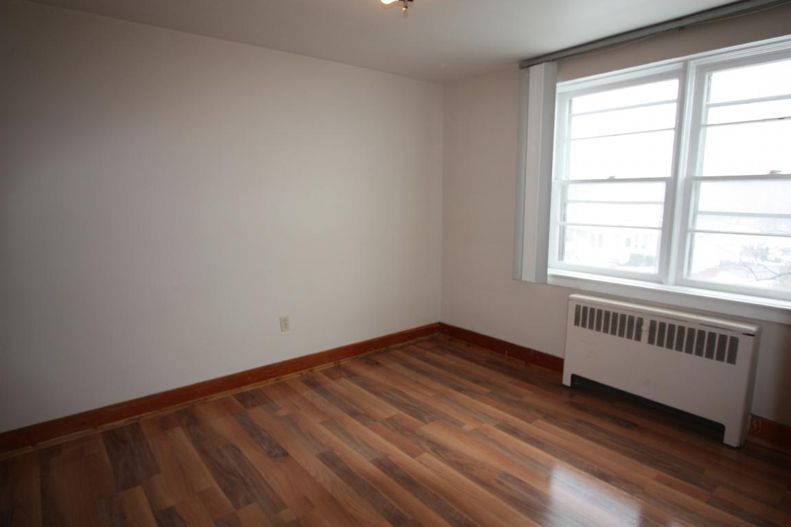 Apartments for Rent (1 Bedroom) 515 London Rd, Sarnia, ON Mutual