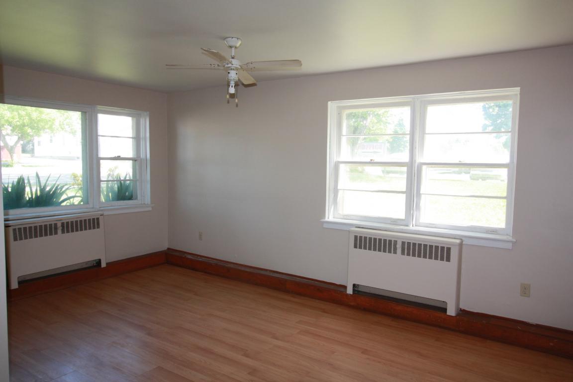 Apartments for Rent (1 Bedroom) 515 London Rd, Sarnia, ON Mutual