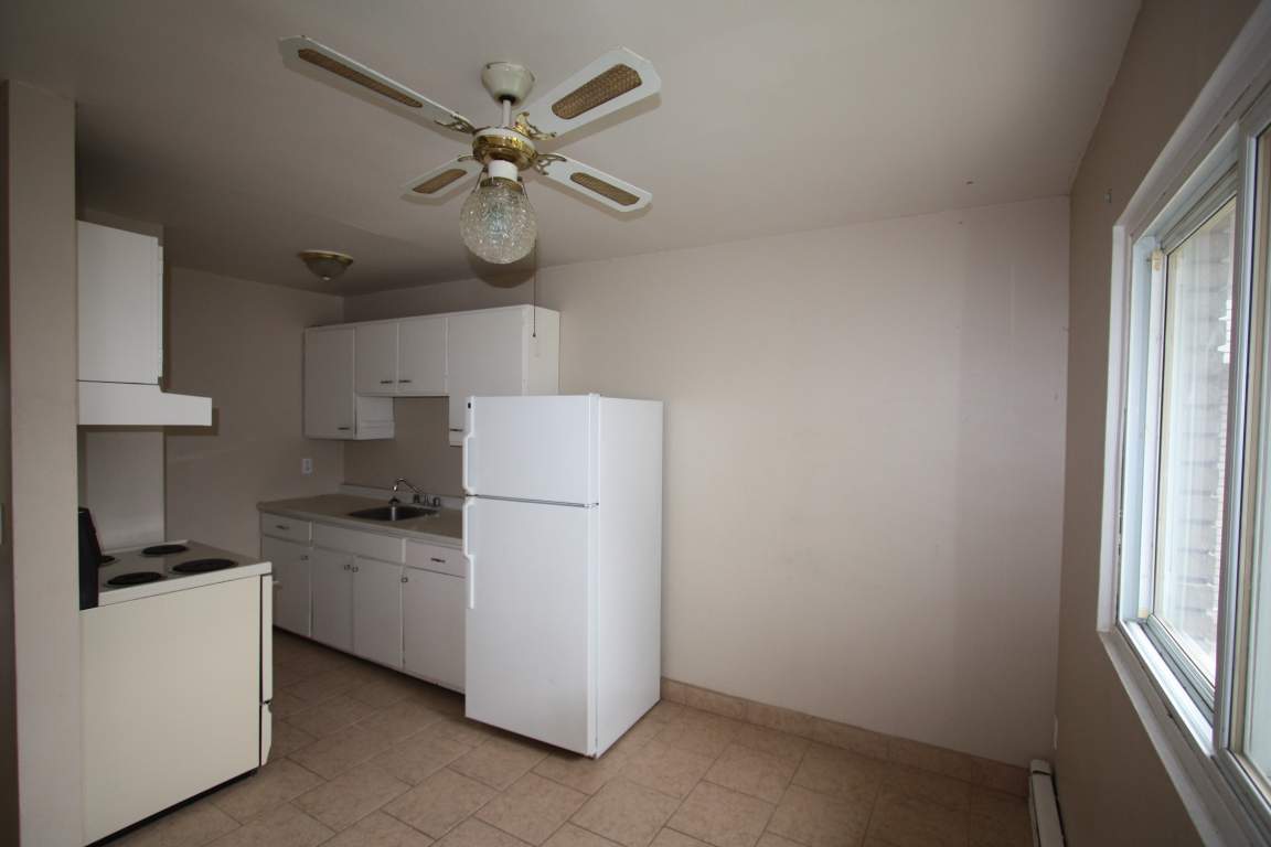 Townhouses for Rent (3 Bedroom) 451 Lyndoch St, Corunna, ON Mutual