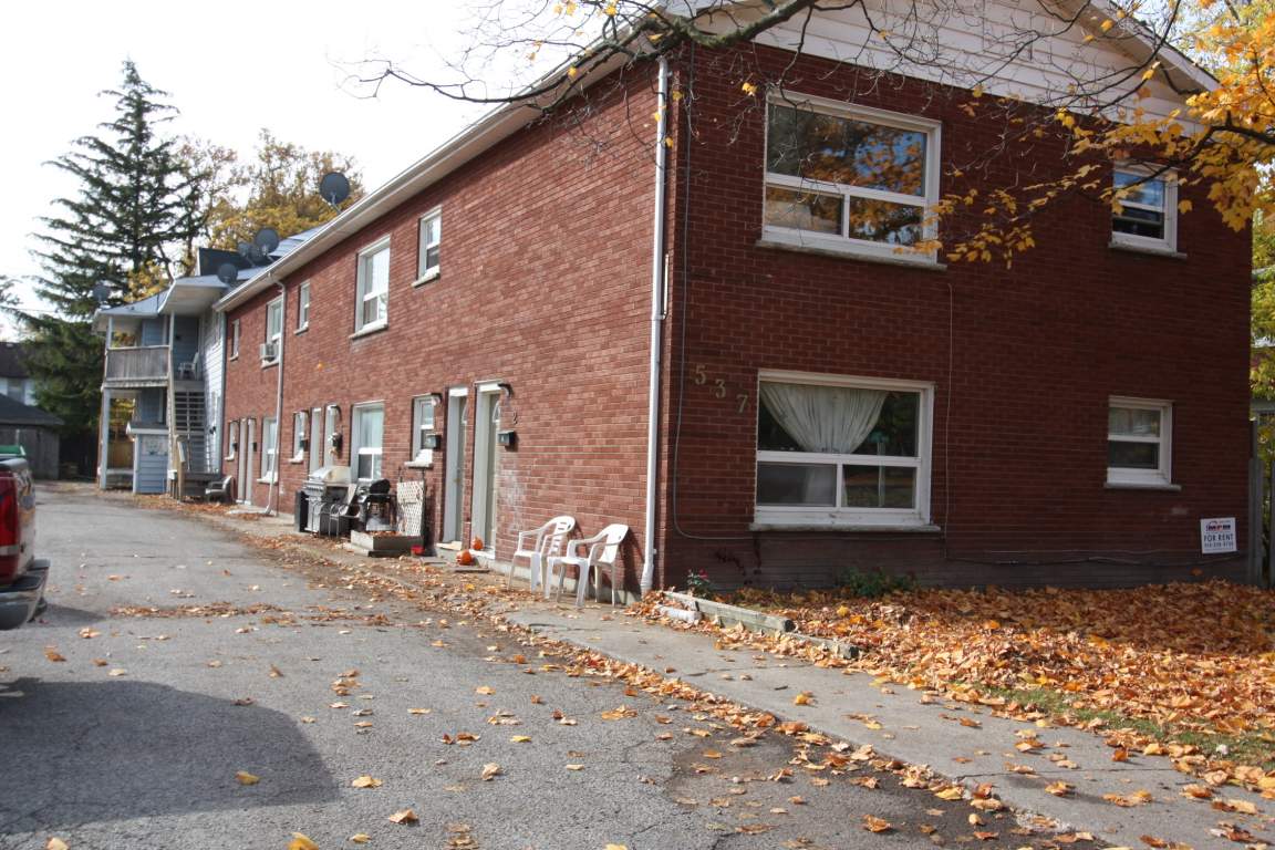 Apartments for Rent 537 Confederation St, Sarnia, ON