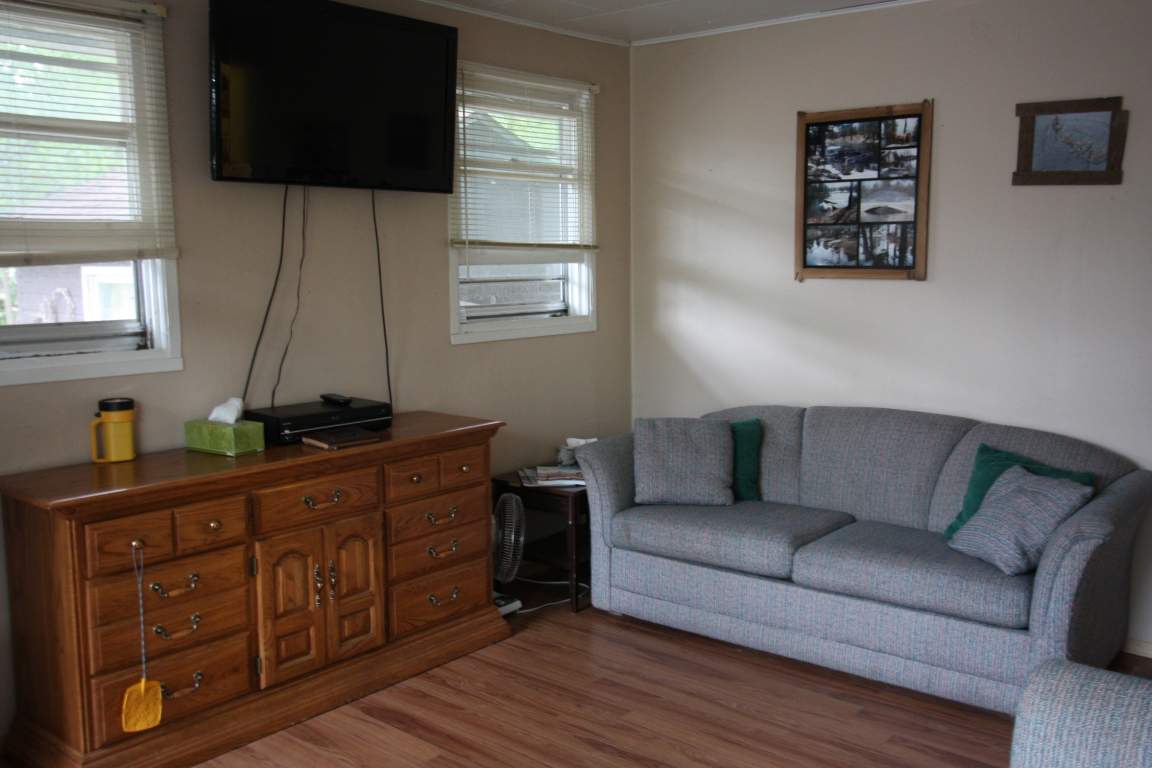 Cottages For Rent 8092 Little Falls Rd, Washago Ontario