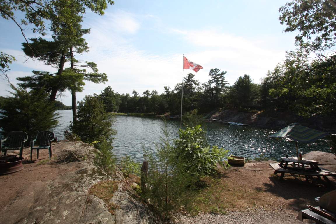 Cottages For Rent 8092 Little Falls Rd, Washago Ontario