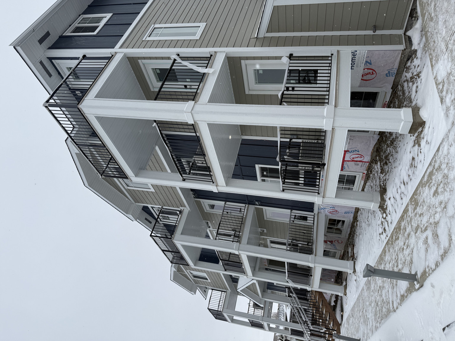 Desktop Home Image - 1