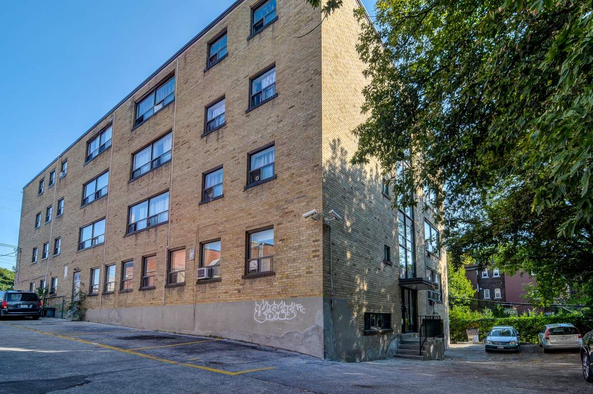 Eastwood Apartments North 44