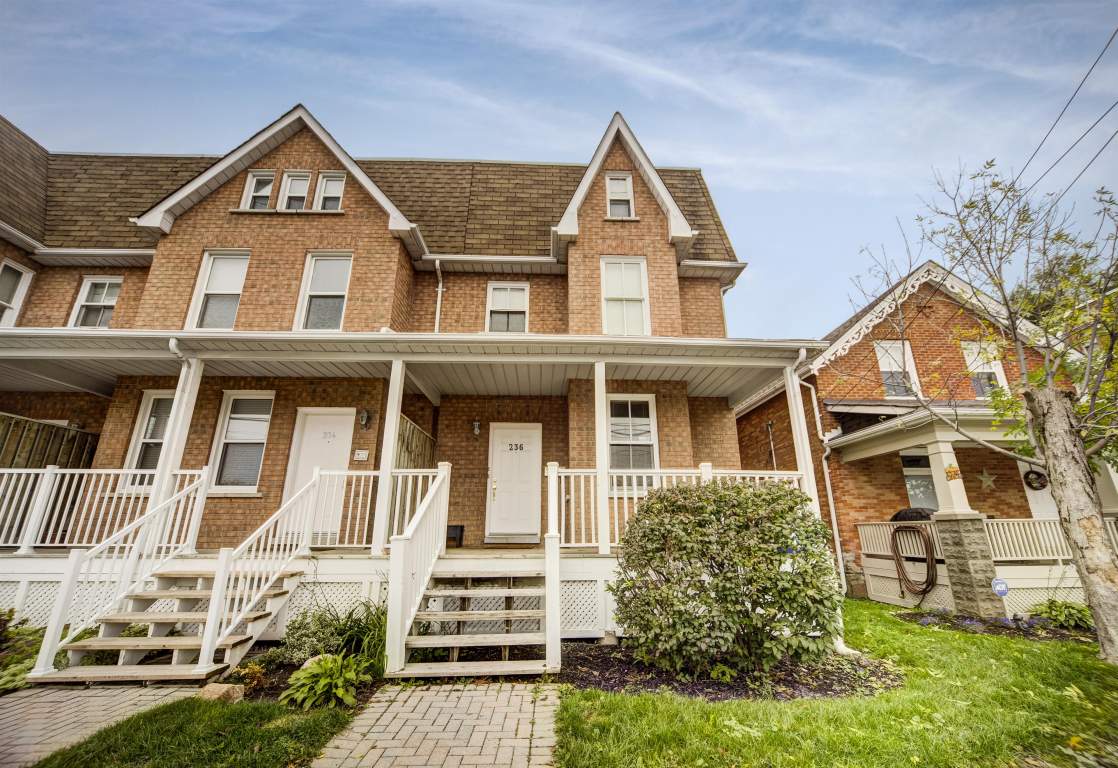 Markham Townhomes North 44