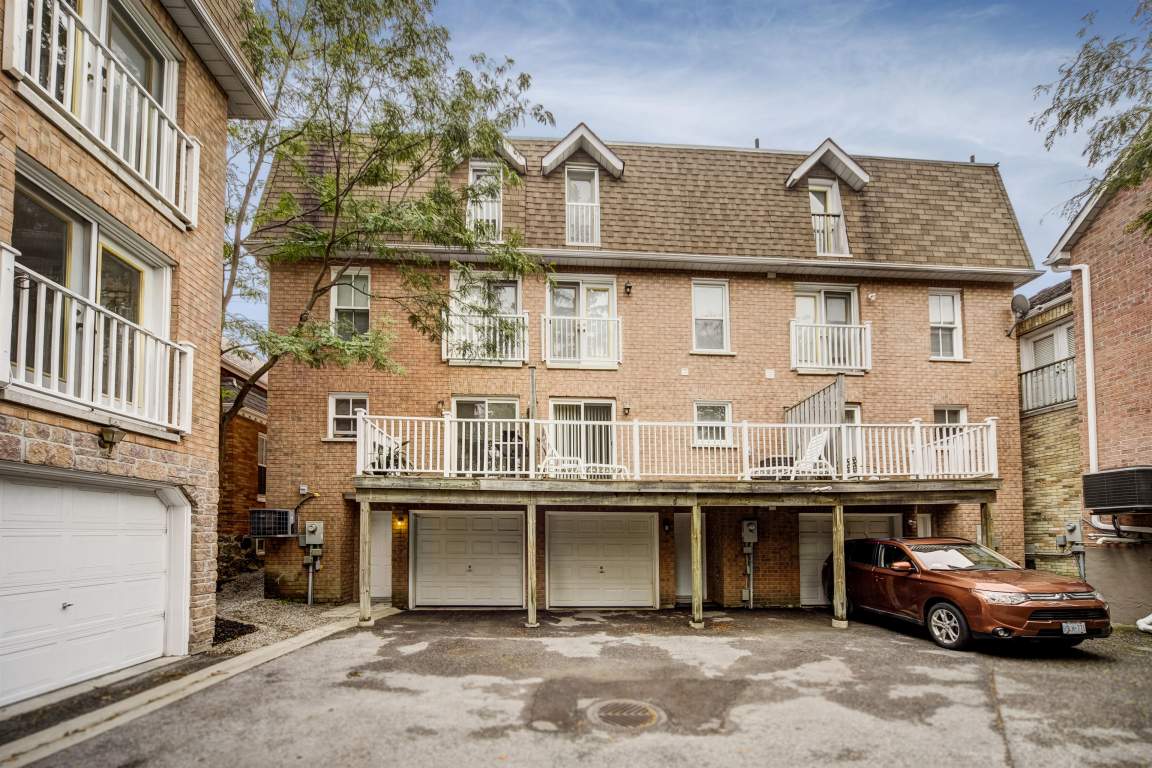 Markham Townhomes North 44