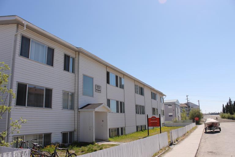 Simpson House 5201 51 St Yellowknife Apartments Rent Northview Rent Northview