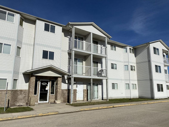 Northgate Apartments 11064 & 11074 106 th Avenue Grande Prairie