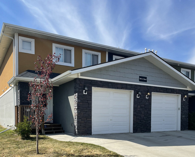 Prairie View Townhomes 7106 41 Street Lloydminster Apartments