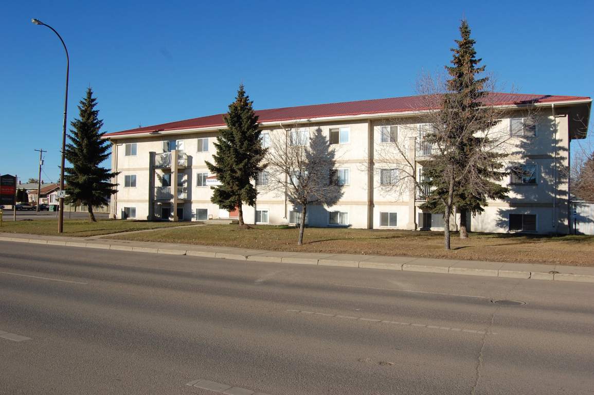 Mainstreet 5412 44th Street Lloydminster Apartments Rent