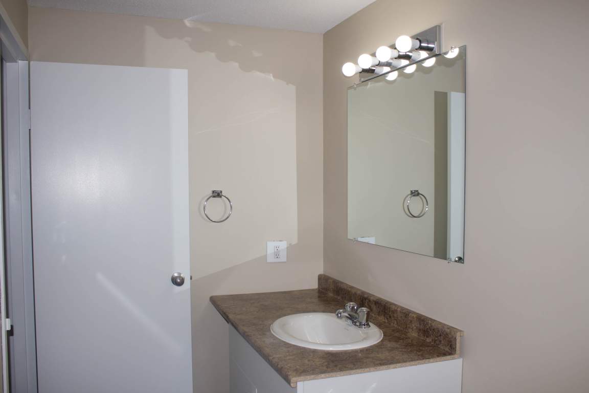 Scenic Heights 16031615 Scenic Heights Lethbridge Apartments