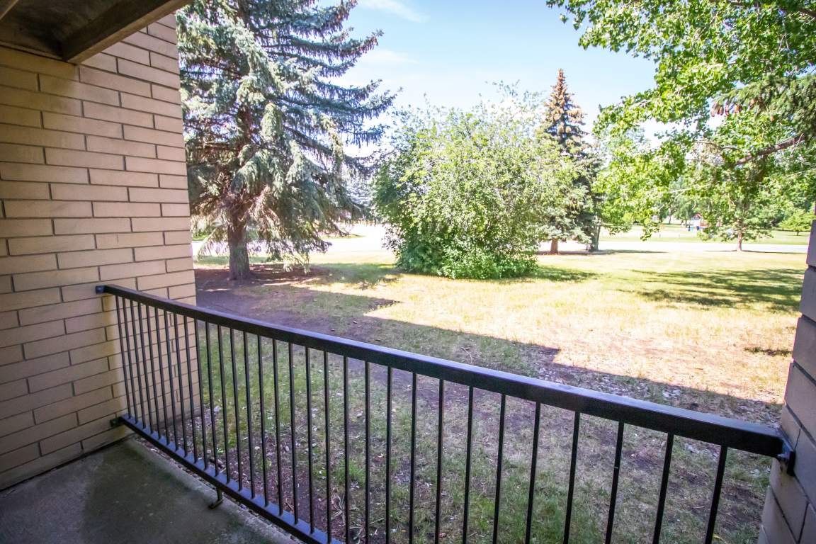 Cambridge House 175 Columbia Boulevard Lethbridge Apartments Rent